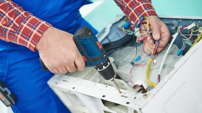 Yunusemre Seg Seg çamaşır makinesi kart tamiri – Su almama arızası orijinal parça ile giderildi. - Teknik servis örneği